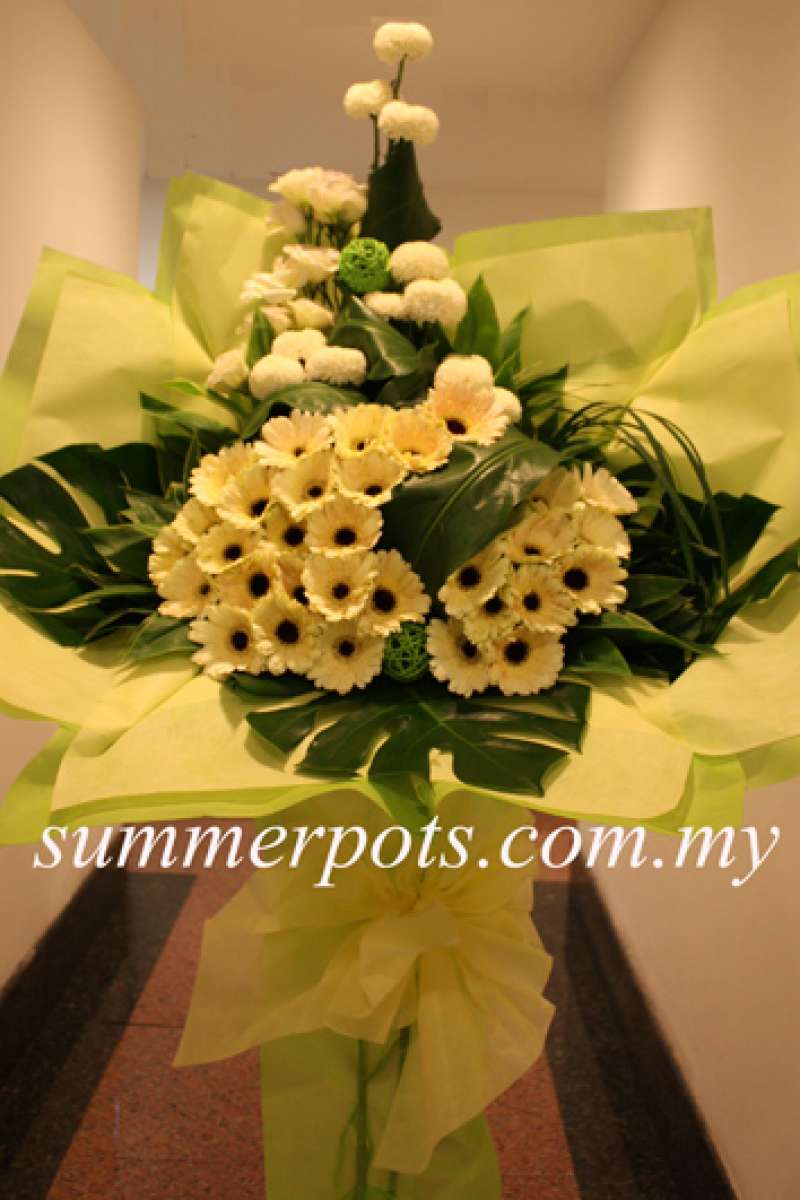 Condolence Stand 102