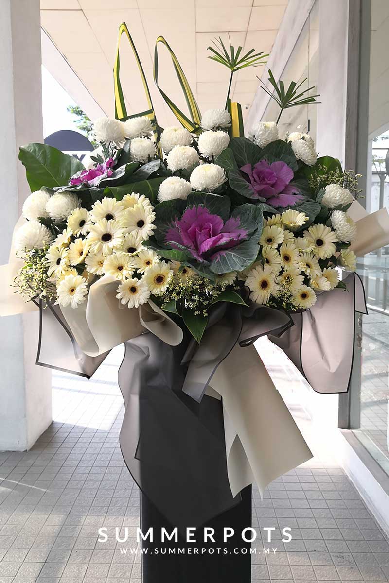 Condolence Stand 230