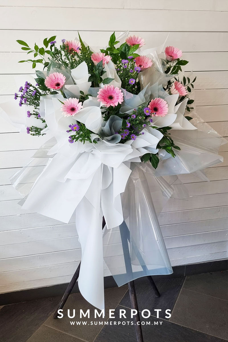 Condolence Stand 273