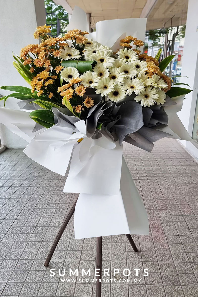 Condolence Stand 297