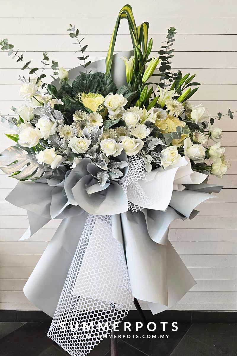 Condolence Stand 312