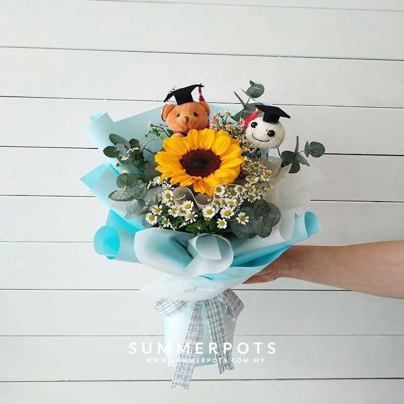 Graduation Bouquet 600