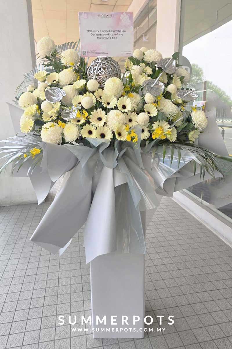 Condolence Stand 336